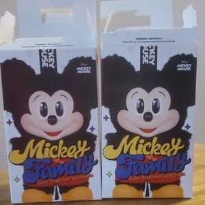 Popmart Disney Donald & Daisy [selling 2 together]